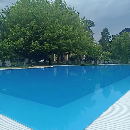 Apartment Kastelo Teraso Park Apartment With 25M Private Groundfloor Terrace *
