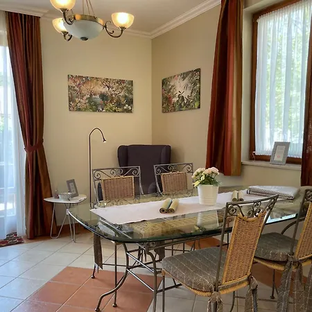 Kastelo Teraso Park Apartment With 25M Private Groundfloor Terrace Apartment *