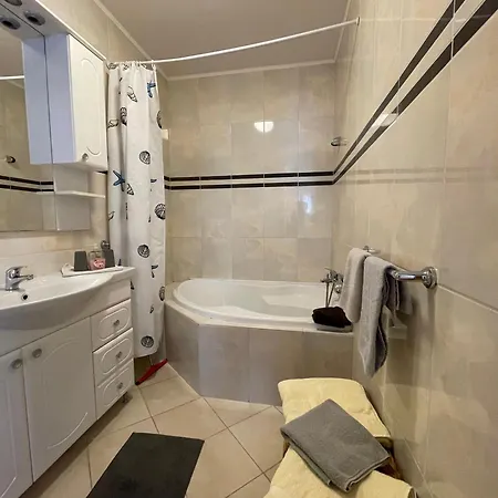 Kastelo Teraso Park Apartment With 25M Private Groundfloor Terrace Apartment *