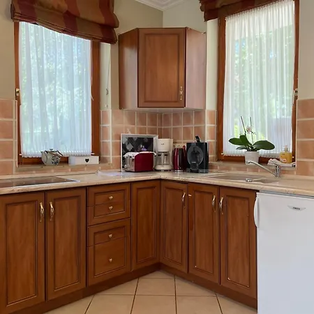Kastelo Teraso Park Apartment With 25M Private Groundfloor Terrace * Zalacsany